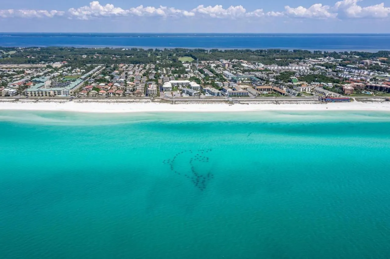 Holiday home Sandprints D11 Destin